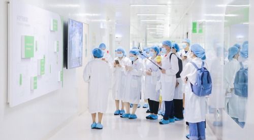 深度推動品牌技術(shù)革新,2023年三季度湯臣倍健財(cái)報預(yù)告數(shù)據(jù)亮眼鳳凰網(wǎng)河北 鳳凰網(wǎng)