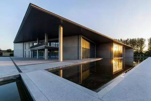 文化藝術中心門票:免費咨詢電話:0571-88769066地址:余杭區104國道